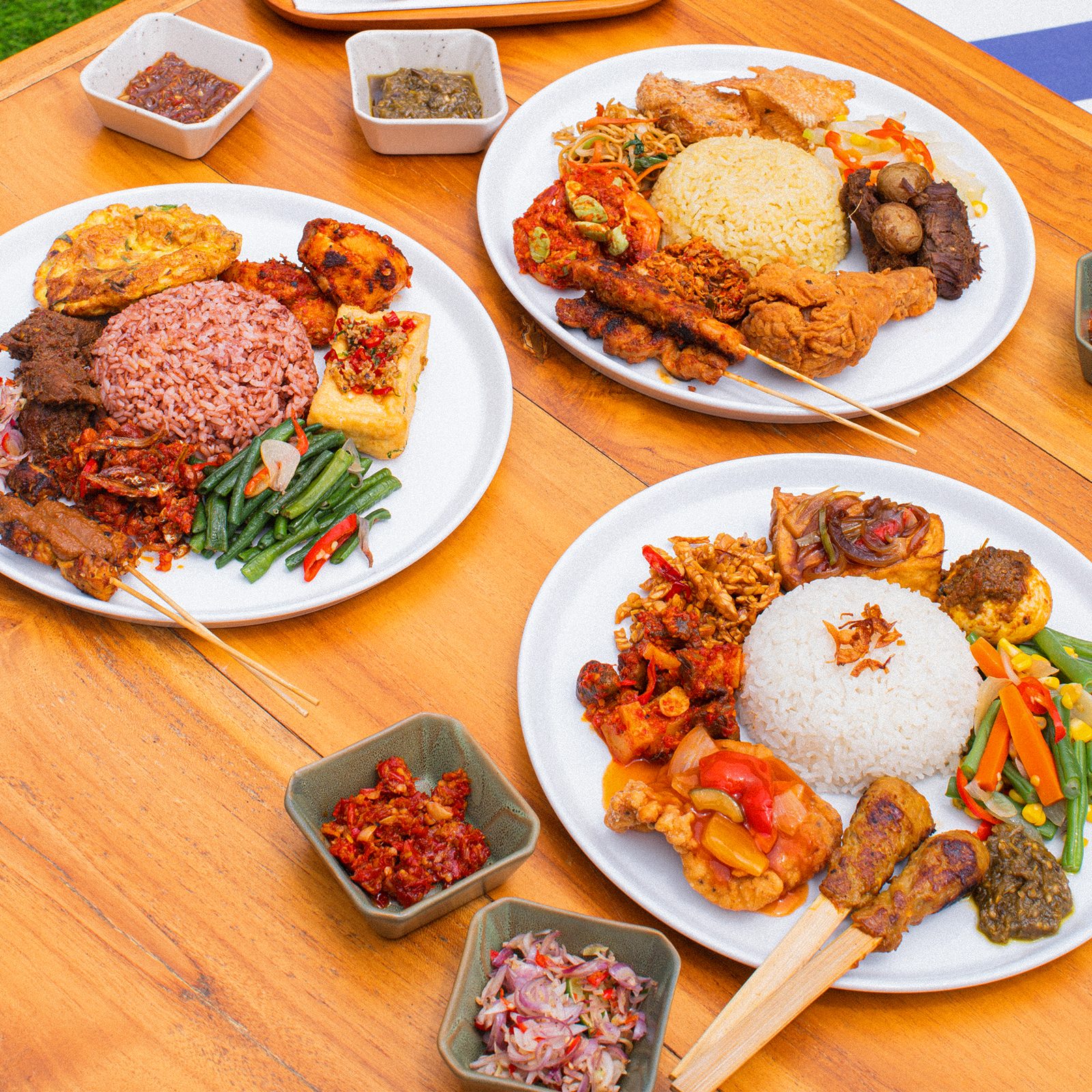 Indonesian dish at Mata Berawa's warung
